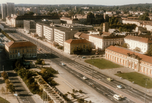 Vorschaubild Potsdam: Wilhelm-Külz-STraße (Breite Straße) (Foto 1989)